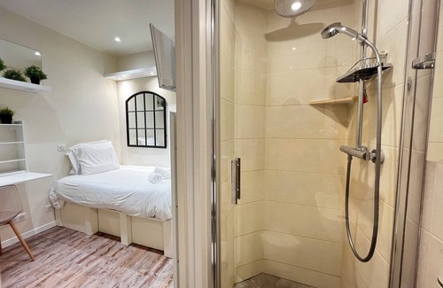 Saint-Gervais Apartment | Studio Exceptionnel Marais | Luxury & Cosy