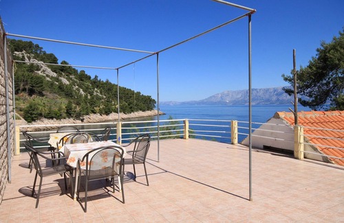 Bogomolje Apartment | Studio flat near beach Cove Mala Pogorila, Hvar (AS-8952-e)
