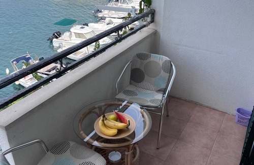 Drasnice Apartment | Studio flat near beach Drašnice, Makarska (AS-24869-b)