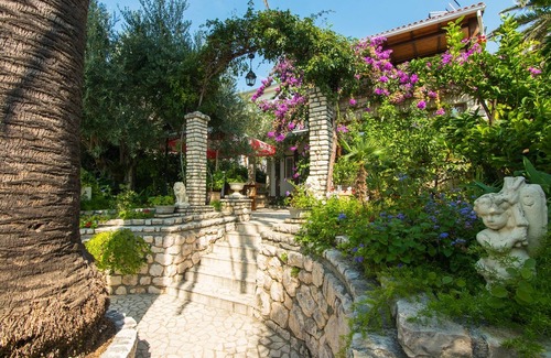 Rab Apartment | Studio flat near beach Barbat, Rab (AS-14884-a)