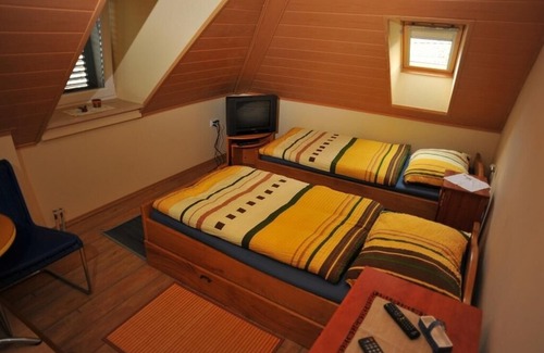 Sutivan Apartment | Studio flat near beach Sutivan, Brač (AS-17796-c)