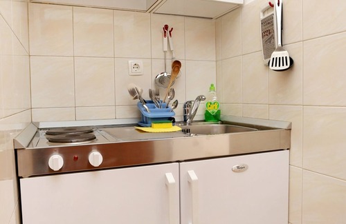 Trstenik Apartment | Studio flat near beach Trstenik, Pelješac (AS-4570-d)