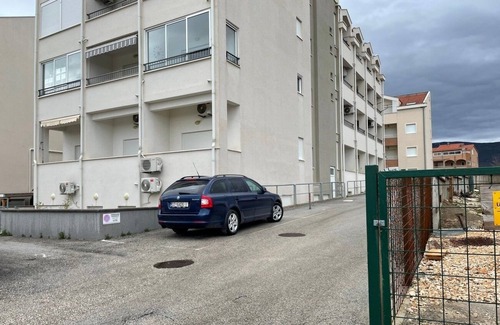 Kastel Stafilic Apartment | Studio flat with balcony Kaštel Štafilić, Kaštela (AS-23978-a)