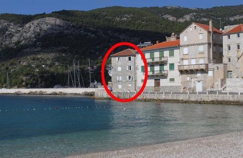 Komiza Apartment | Studio flat with air-conditioning Komiža, Vis (AS-9703-b)