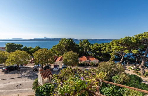Igrane Apartment | Studio flat with balcony and sea view Igrane, Makarska (AS-22690-a)