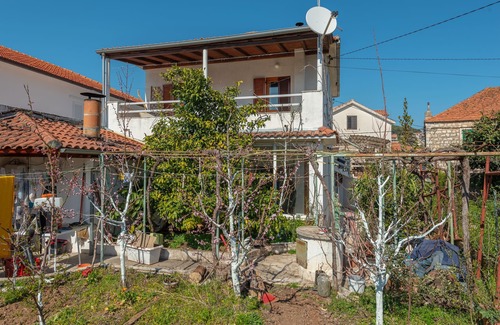 Island Hvar Apartment | Studio flat with balcony Jelsa, Hvar (AS-11319-b)