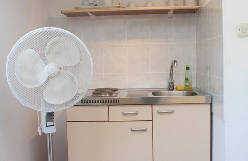 Trpanj Apartment | Studio flat with balcony Trpanj, Pelješac (AS-257-c)