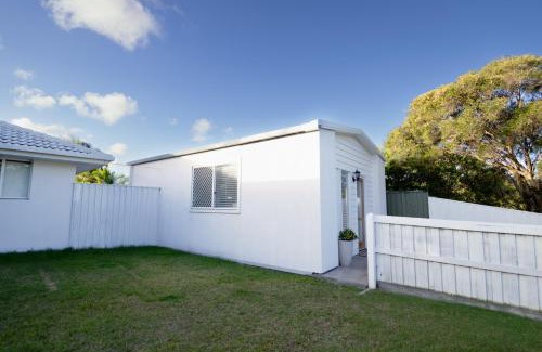 Mountain Creek Apartment | Studio Flat with kitchen
