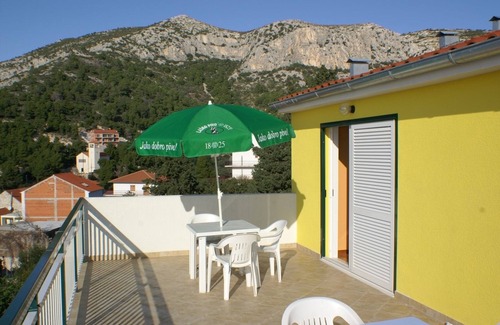Milna Apartment | Studio flat with terrace and sea view Milna, Hvar (AS-3074-f)