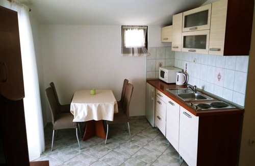 Vrsi Apartment | Studio flat with terrace and sea view Vrsi - Mulo, Zadar (AS-14250-a)