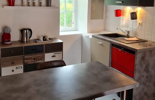 La Roche-sur-Yon Apartment | studio for 2 adults and 1 child with heated swimming pool, secure, parking