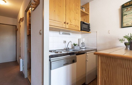 Pla d'Adet Apartment | Studio for 4 near the slopes with parking and pets allowed in Saint-Lary-Soulan