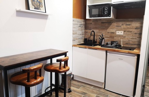 Sainte-Anne - Faubourg Noyon Apartment | STUDIO GARE AMIENS TOUT ÉQUIPÉ NETFLIX WIFI 2PERS