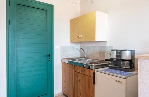Kavos Apartment | Studio 'Gavriil G5' with Sea View, Wi-Fi and Air Conditioning