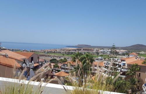 San Miguel de Abona Apartment | Studio 'Golf Del Sur' with Sea View, Shared Pool & Wi-Fi