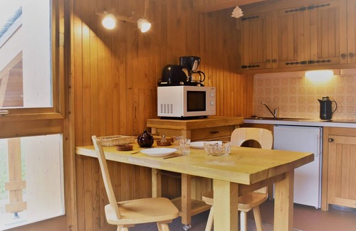 Meribel Apartment | Studio in Méribel - Near slopes, Parking, Pets allowed