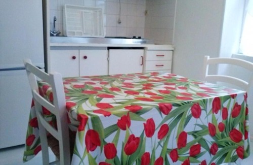 Neris-les-Bains Apartment | Studio in Neris les Bains with WiFi