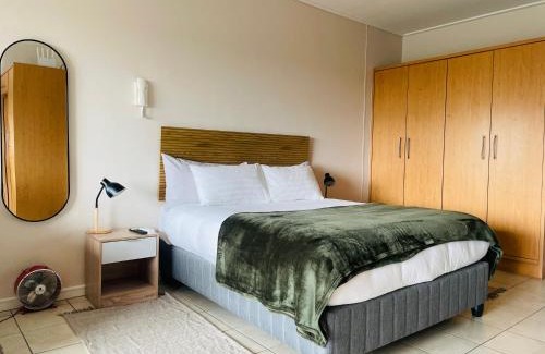 Century City Apartment | Studio in the City