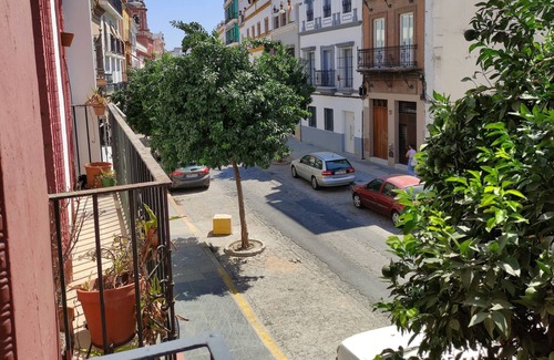 Triana Apartment | Studio in Triana by the river - Kainga Homes