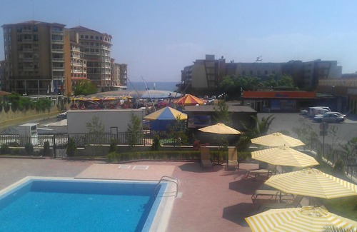 Elenite Apartment | Studio in Villa Astoria