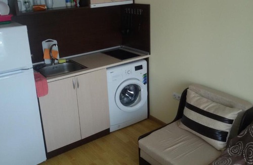 Elenite Apartment | Studio in Villa Astoria