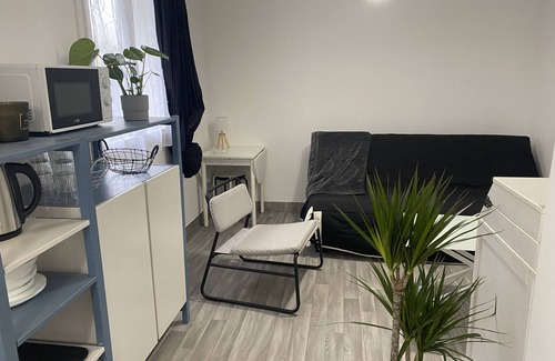 Menucourt House | Studio Indépendant Dans Maisonnette