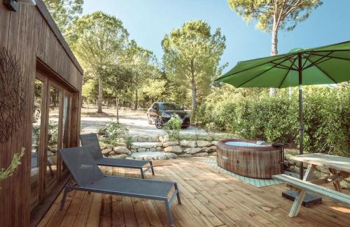 Cadenet Ski Chalet | Studio JANE