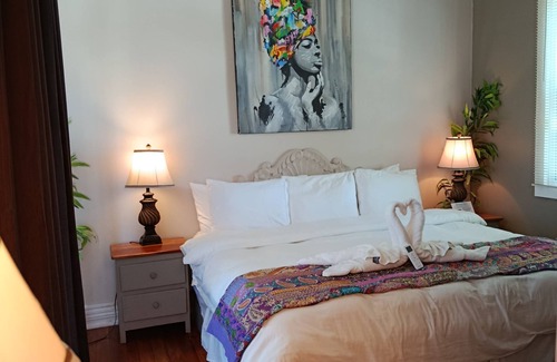 Caye Caulker House | Studio King Room 7