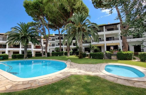 L'Escala Apartment | Studio La Escala Pueblo Pinos Ic14
