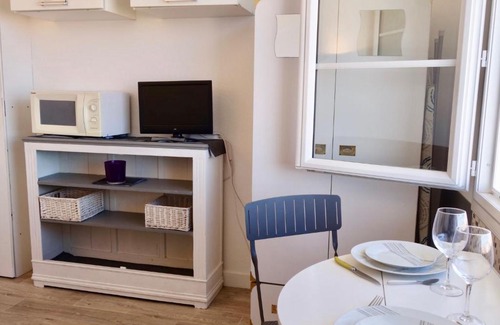Arcachon Apartment | Studio La Falaise-2 by Interhome
