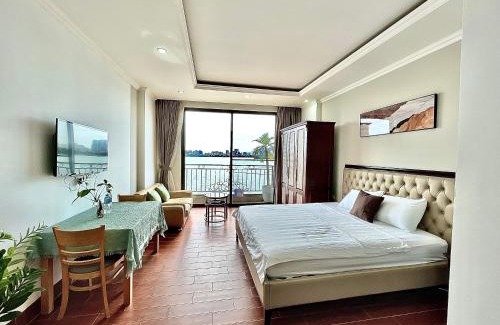 Yen Phu Apartment | Studio Lake view-Sunset glow-Bancoly