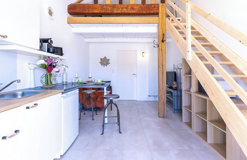 Le Fenouiller Apartment | Studio 'Le De Château Trompette' with Wi-Fi