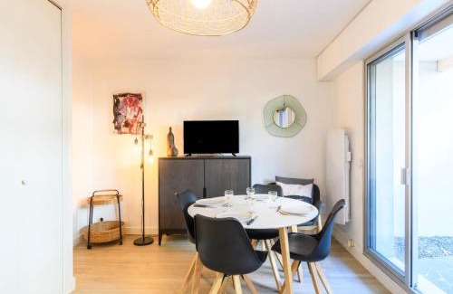 Arcachon Apartment | Studio le Galion-2 by Interhome