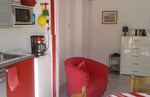 Cap-d'Antibes Apartment | Studio located by the sea