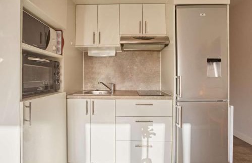 Barbotan-les-Thermes Apartment | Studio lumineux avec balcon exposé sud à Barbotan - FR-1-841-31