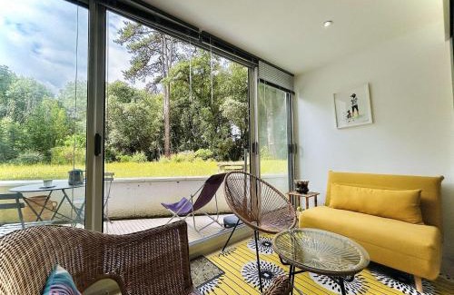 Le Pouliguen Apartment | Studio lumineux proche plage, bois, marché - 4 pers, parking, animaux acceptés - FR-1-245-207