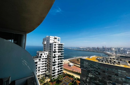 Medina Apartment | Studio Luxueux vue mer et Port de Casablanca