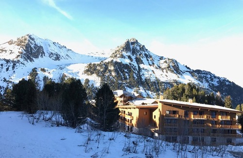 Arc-2000 Apartment | STUDIO MAGNIFIC MOUNTAIN VIEW SUMMER - WINTER
