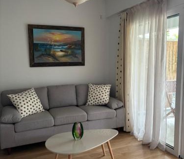 Anatolikos Sinikismos Apartment | Studio Manolia on the beach