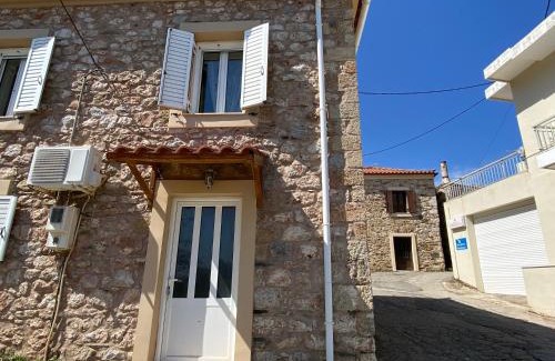 Monemvasia Apartment | Studio Maria Barbajonn's Stone House