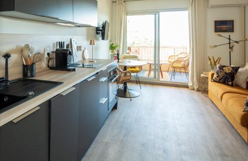 Toulon - Hyeres Apartment | Studio Marina, de Parel aan de Côte d'Azur