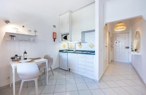 Lagos Apartment | Studio Marina View by Seewest