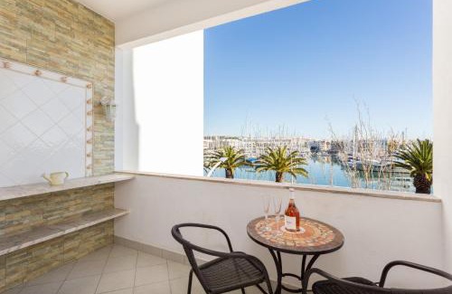Lagos Apartment | Studio Marina View by Seewest