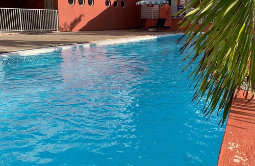 Tartane Apartment | STUDIO MESANGE TARTANE BEACH 200m FROM SWIMMINGPOOL SEA VIEW