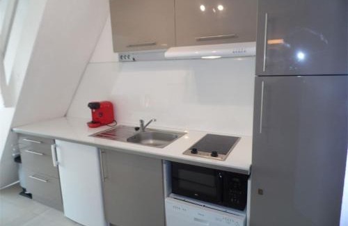 Le Grau-dʼAgde Apartment | Studio mezzanine, 4 couchages, 1er étage, parking privé, à 700 m des commerces, Grau d'Agde - FR-1-423-39