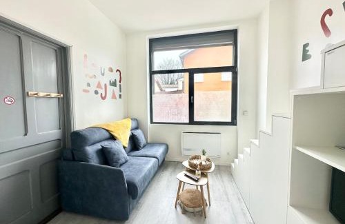 Les Poulettes Apartment | Studio mezzanine proche métro A
