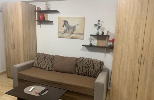Chiajna Apartment | Studio Militari Residence MR 1