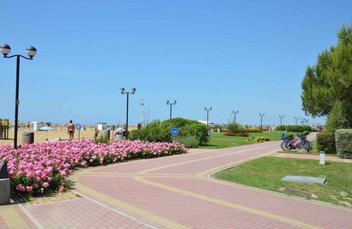 Bibione Apartment | Studio mit Klimaanlage und Balkon