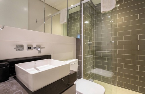 Bigorrilho Apartment | Studio Moderno Ap 25