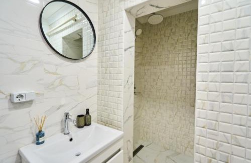 Chisinau Apartment | Studio Near Airport WiFi Valea Crucii 6